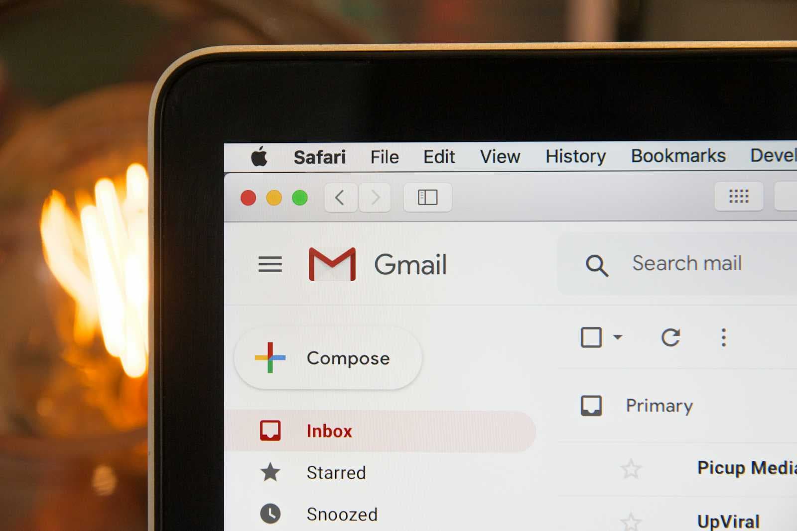 How to Embed Short Video Clips in Email Newsletters (And Why It Works)